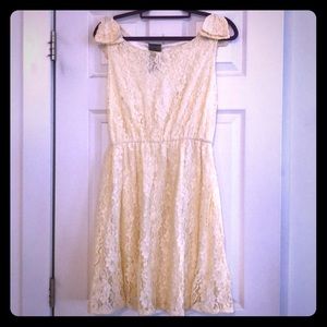 ModCloth Sleeveless dress